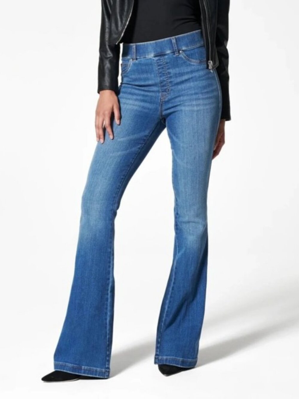 Spanx High-Rise Pull-On Flare Jeans Medium Wash Denim M
